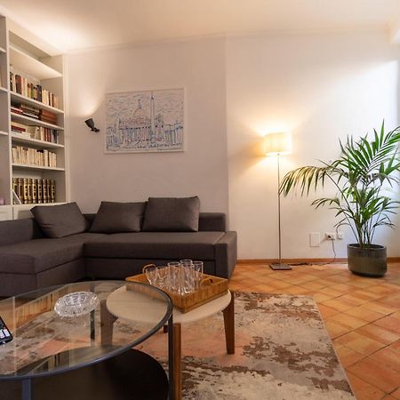 Attico Minerva Con Due Terrazze Apartment Рим Екстериор снимка